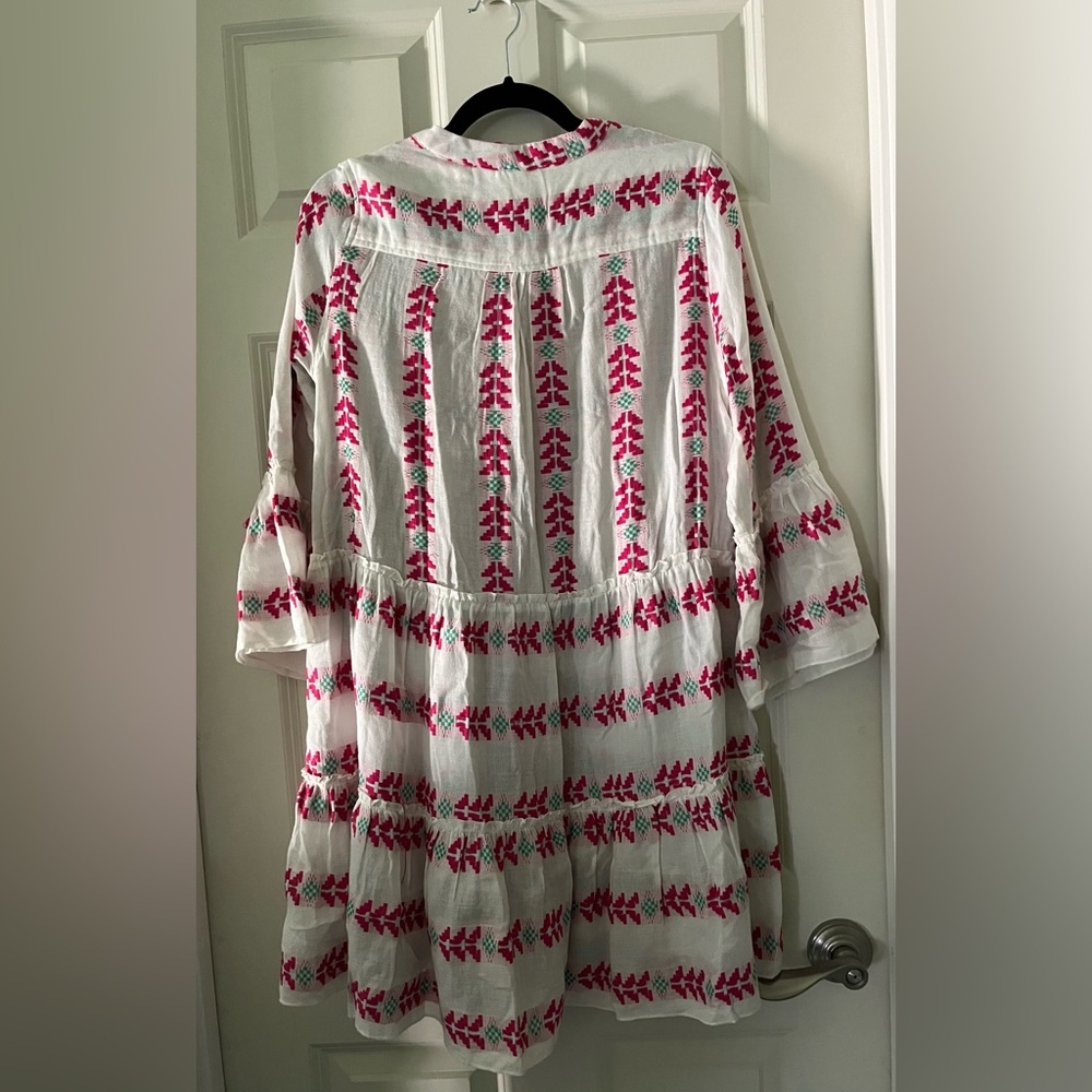 Elan Embroidered tiered body Swing Dress Relaxed Fit
Split neck 3/4th sleeve M - Picture 7 of 7
